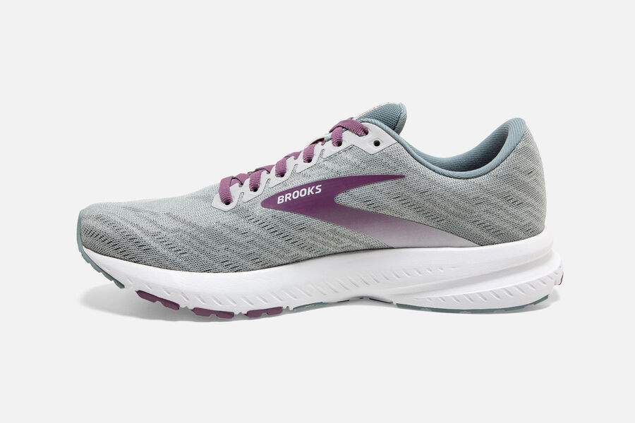 brooks launch 7 women's